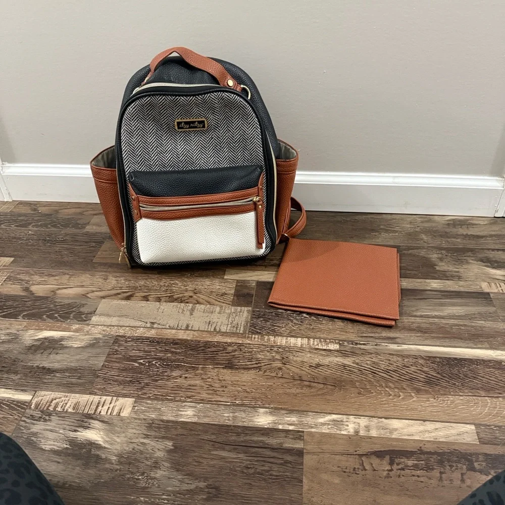 Itzy Ritzy Black, White & Brown Herringbone Diaper Backpack - Picture 2 of 7